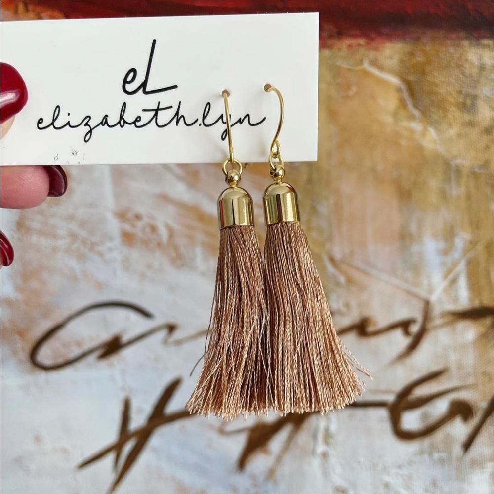 elizabeth lyn Freya earrings